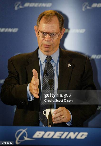 148 Boeing Shareholders Meeting Stock Photos High Res Pictures And 148 Boeing Shareholders Meeting Stock Photos High Res Pictures And