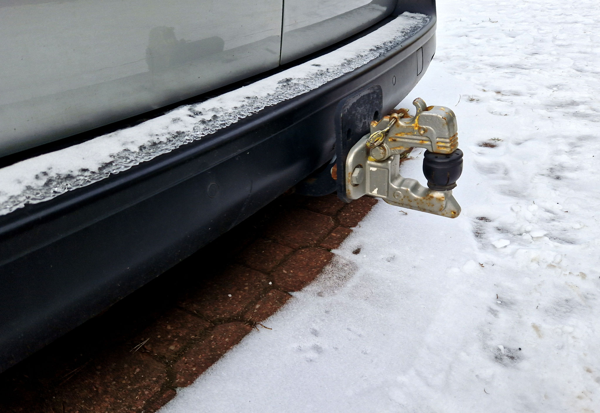 installing trailer hitch