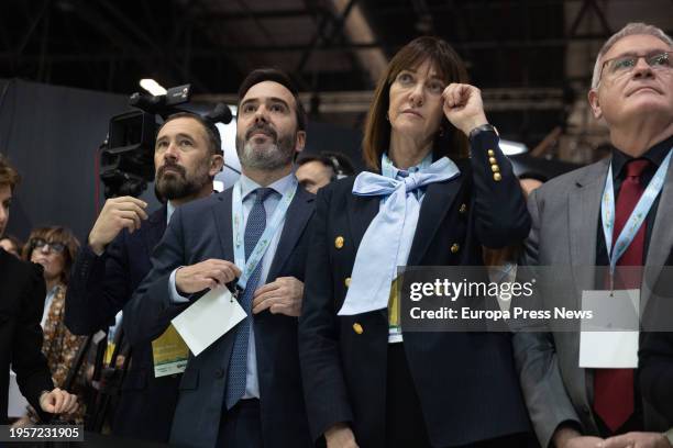 The delegate of the Government in the Basque Country, Denis Itxaso, the Minister of Tourism, Trade and Consumer Affairs of the Government of the...