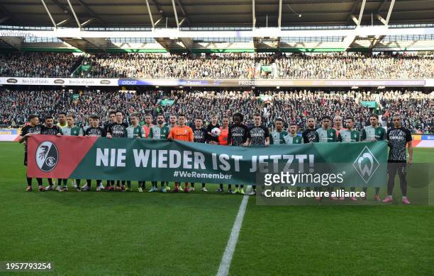 January 2024, Bremen: Soccer: Bundesliga, Werder Bremen - SC Freiburg, Matchday 19, wohninvest Weserstadion. The Werder Bremen and SC Freiburg teams...