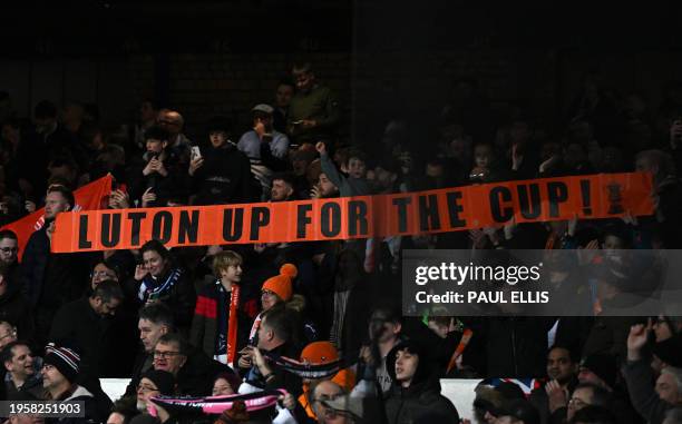 Lutton Fans Everton Bedfordshire Photos and Premium High Res Pictures - Getty Images