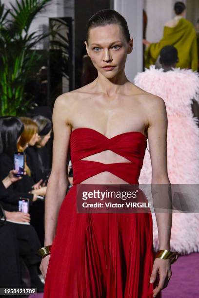Sasha Pivovarova walks the runway during the Valentino Haute Couture Spring/Summer 2024 fashion show as part of Paris Fashion Week on January 24,...
