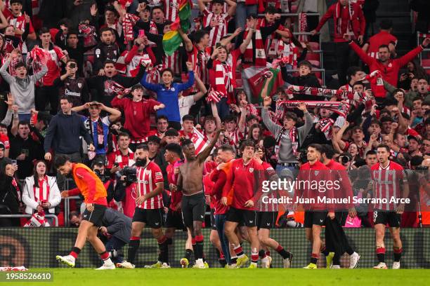 Nico Williams of Athletic Club celebrates scoring his team's fourth goal with teammates during the Copa del Rey Quarter Final match between Athletic...