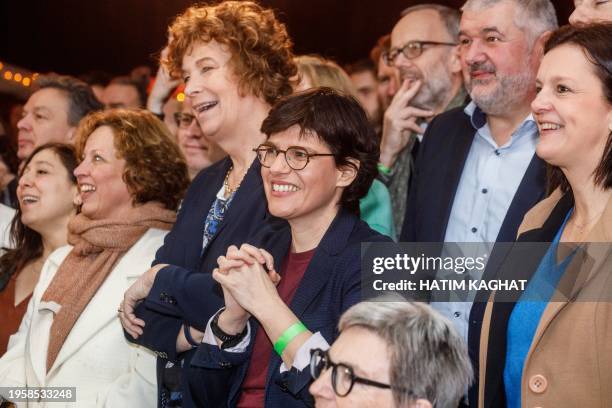 Vice-prime minister and minister of Civil Services and State-owned companies Petra De Sutter and Energy minister Tinne Van der Straeten pictured...