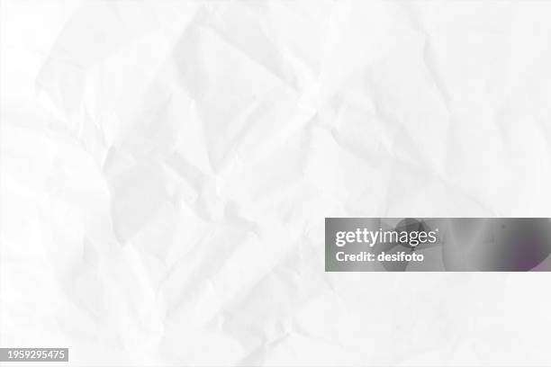 illustrazioni stock, clip art, cartoni animati e icone di tendenza di sfondi vettoriali orizzontali di carta stropicciata schiacciata di colore bianco con pieghe, rughe e pieghe dappertutto e bordi morbidi come una semplice pagina di scarto vuota vuota - carta increspata