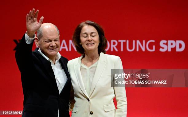 Katarina Barley , top candidate of Germany's social democratic SPD party for the 2024 European Parliament election, and German Chancellor Olaf Scholz...