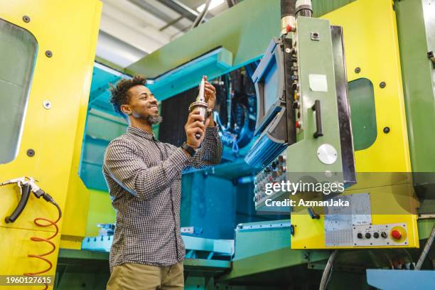 Manufacturing Computer Control 791 Computer Controlled Milling Machine Stock Photos, High-Res Pictures ...