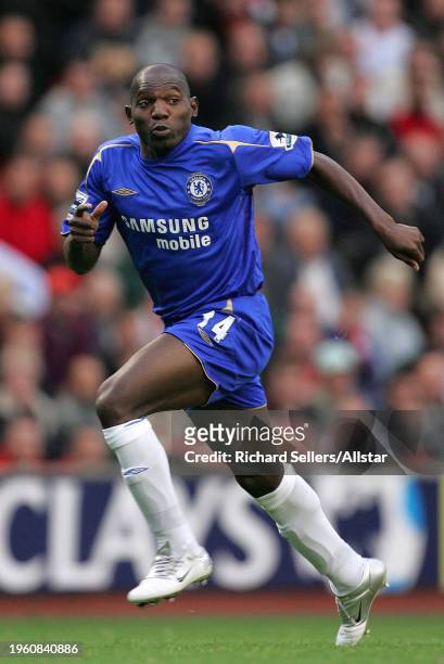 October 2: Geremi of Chelsea running during the Premier League match between Liverpool and Chelsea at Anfield on October 2, 2005 in Liverpool,...