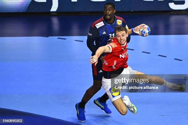 January 2024, North Rhine-Westphalia, Cologne: Handball: European Championship, France - Denmark, final round, final round, final in the Lanxess...