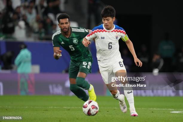 Sarach Yooyen of Thailand in action during the AFC Asian Cup Group F match between Saudi Arabia and Thailand at Education City Stadium on January 25,...