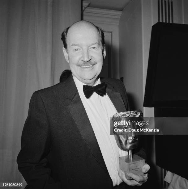 21 Ray Mcanally Photos & High Res Pictures Getty Images