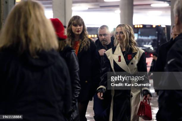 Taylor Swift and Brittany Mahomes arrive prior to an NFL AFC Championship football game between the Kansas City Chiefs and Baltimore Ravens at M&T...