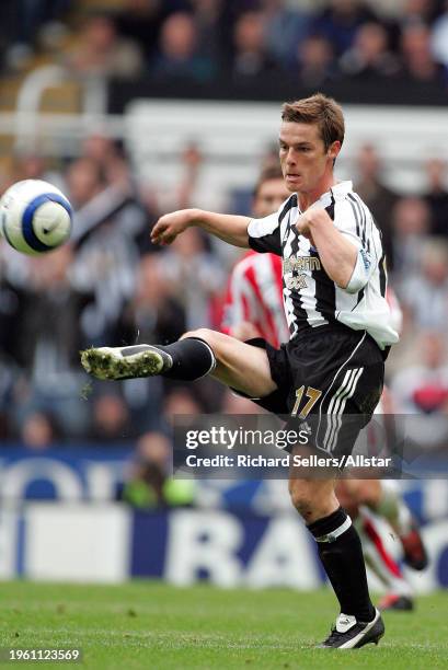 October 23: Scott Parker of Newcastle United kicking during the Premier League match between Newcastle United and Sunderland at St James' Park on...