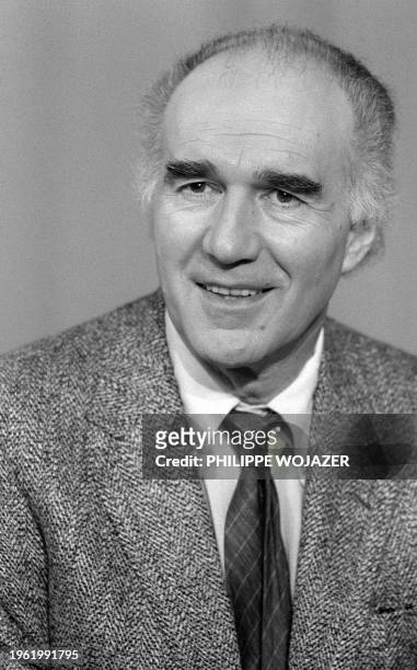 French actor Michel Piccoli attends the television news on French channel TF1 in Paris on January 30, 1984. AFP PHOTO PHILIPPE WOJAZER