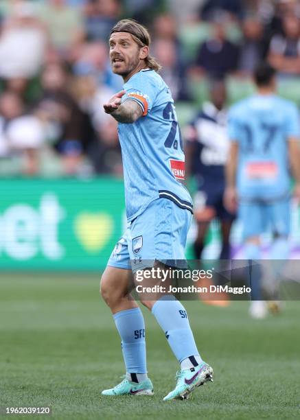 Luke Brattan of Sydney FC gives instructions during the A-League Men round 14 match between Melbourne Victory and Sydney FC at AAMI Park, on January...