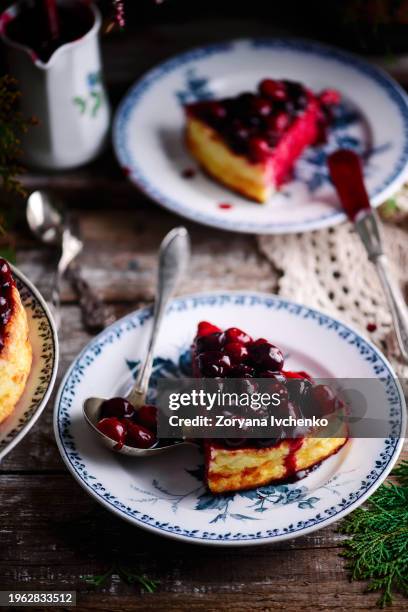 cottage cheese and rice pudding - cherry cheesecake stock pictures, royalty-free photos & images