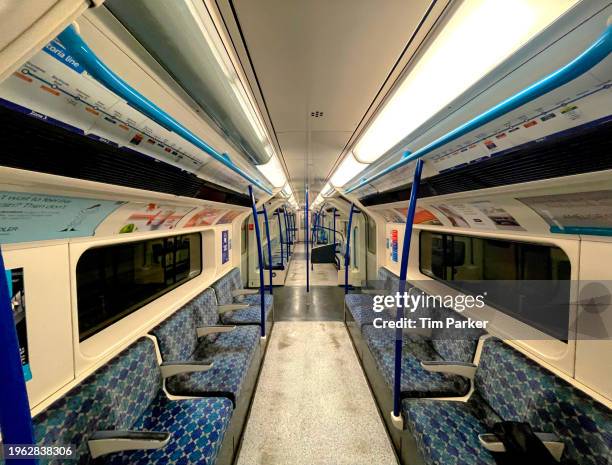 london underground carriage - travel ban stock pictures, royalty-free photos & images