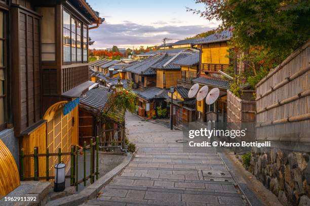 higashiyama district, kyoto, japan - japanese tradition stock pictures, royalty-free photos & images