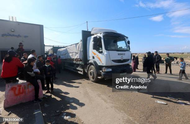 A United Nations Humanitarian Aid Photos And Premium High Res Pictures a-united-nations-humanitarian-aid-photos-and-premium-high-res-pictures