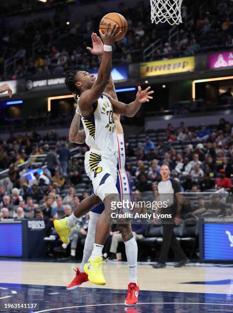 Aaron Nesmith of the Indiana Pacers shoots the ball against the Philadelphia 76ers during the second half of the game at Gainbridge Fieldhouse on...