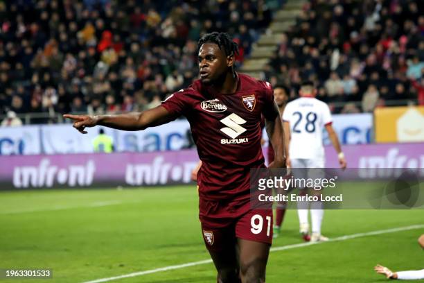 Duvan Zapata of Torino celebrates his goal 0-1 during the Serie A TIM match between Cagliari and Torino FC - Serie A TIM at Sardegna Arena on January...