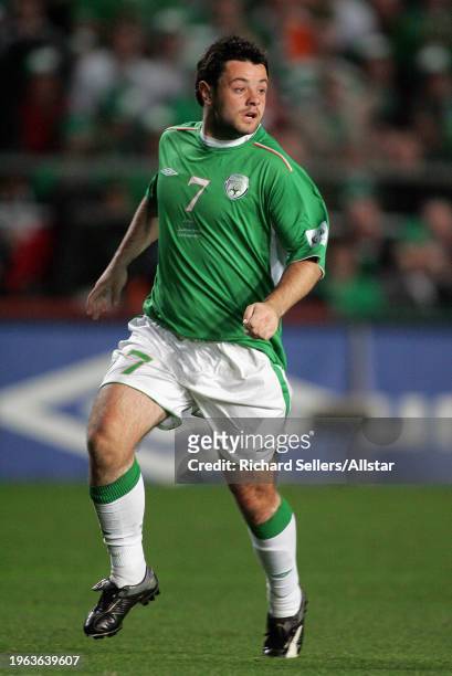 October 12: Andy Reid of Republic Of Ireland running during the World Cup Qualifier match between Republic Of Ireland and Switzerland at Lansdowne...