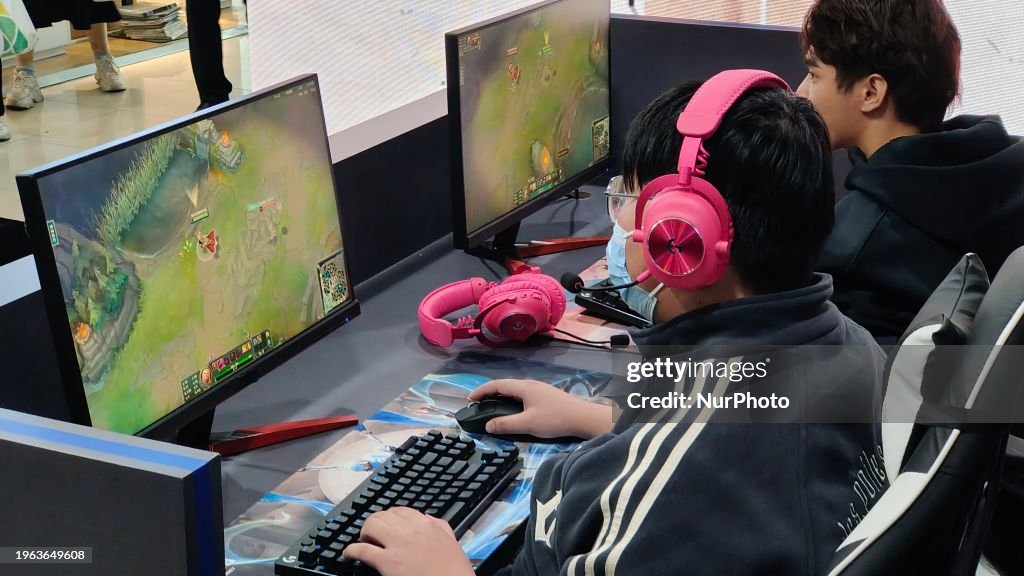 Logitech Fan Gaming enthusiasts are visiting Bilibili Gaming's esports pro and ...