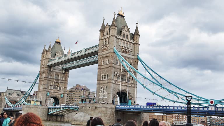 Springston Bridge Remove 29 Alexandra Suspension Bridge Stock Videos, Footage, & 4K Video Clips ...