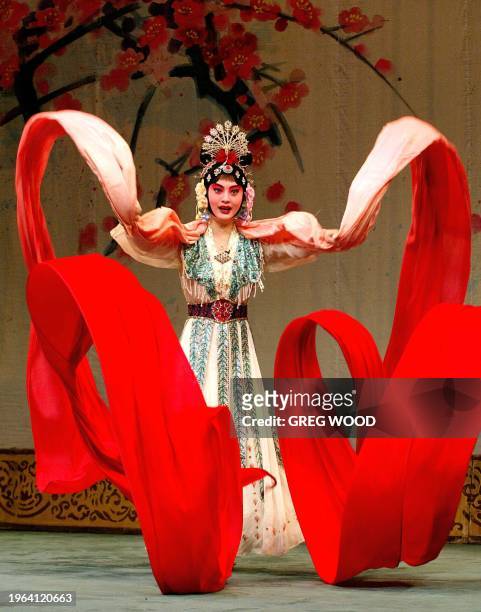 Dong Yuan Yuan from the Mei Lanfang Peking Opera Company rehearses "Heavenly Goddess Scatters Flowers" at the Sydney Opera House, 05 February 2003....