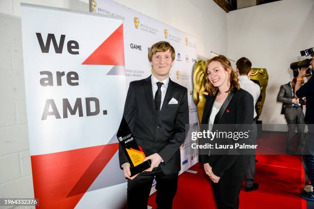 Richard Bangs - AMD Esports Audience Award winner with Veronique Lallier