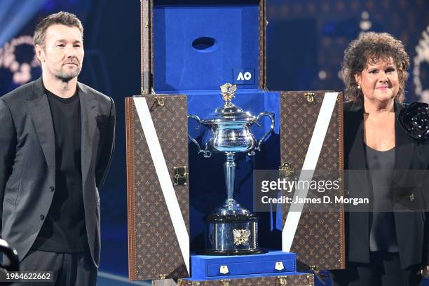 The Daphne Akhurst Memorial Cup arrives in the Louis Vuitton trophy trunk, as Joel Edgerton and Evonne Goolagong Cawley reveal the trophy prior to...