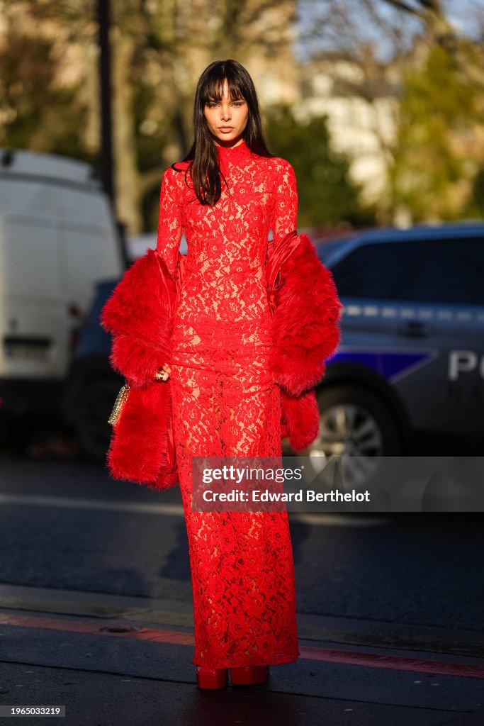 Street Style - Paris Fashion Week - Haute Couture Spring/Summer 2024 - Day Three