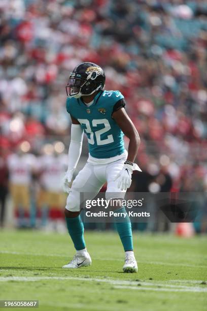 Tyson Campbell of the Jacksonville Jaguars in coverage during a game against the San Francisco 49ers at TIAA Bank Field on November 21, 2021 in...