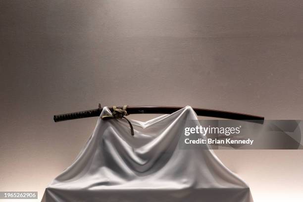 katana display - samurai sword stock pictures, royalty-free photos & images