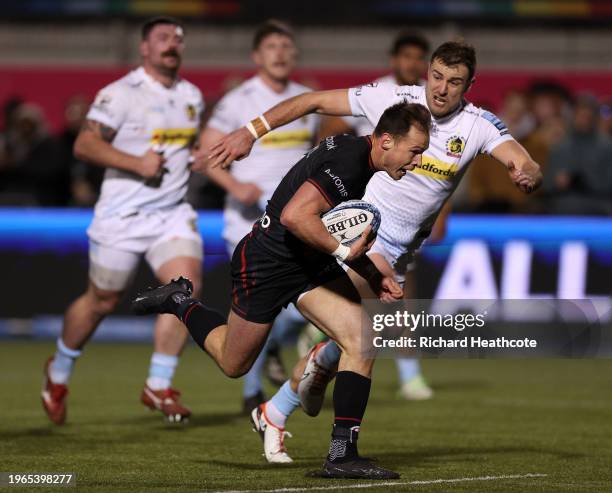 Ivan van Zyl of Saracens breaks clear to score a try during the Gallagher Premiership Rugby match between Saracens and Exeter Chiefs at the StoneX...