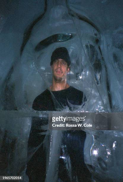 David Blain on Ice in NYC, 1999