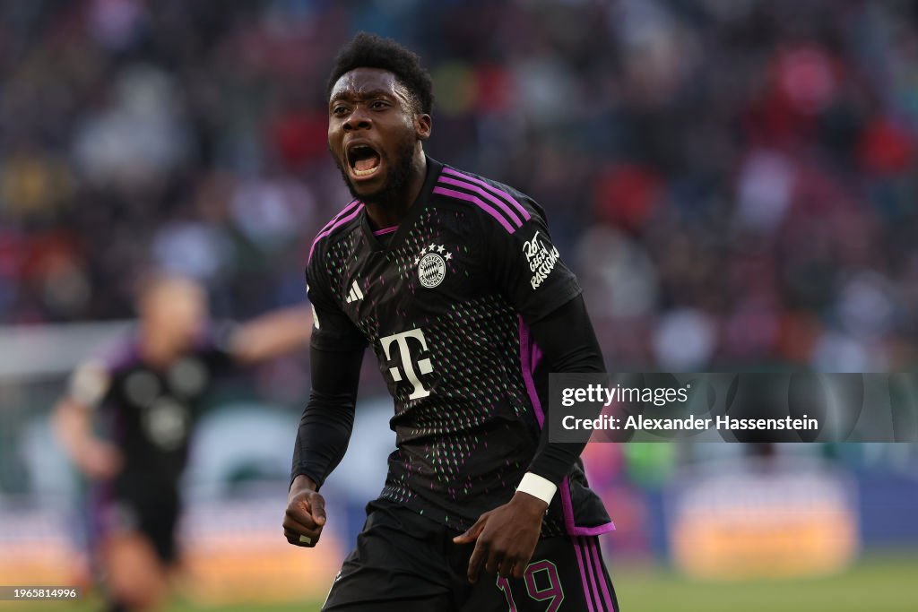 FC Augsburg v FC Bayern München - Bundesliga