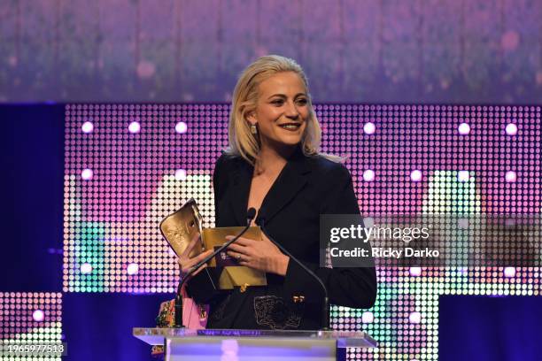 Pixie Lott, British Academy Children's Awards .Date: Sunday 26 November 2017 .Venue: The Roundhouse, Camden.Host: Doc Brown.Area: CEREMONY