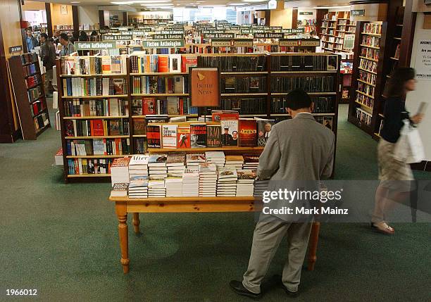 Customer shops at Barnes and Noble in Rockefeller Center May 1, 2003 in New York City.