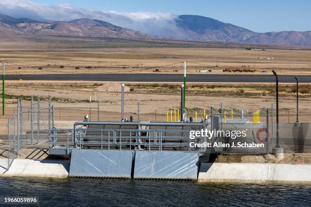 Lancaster, CA A view of the new turnout facility from the California Aqueduct during the opening of the new High Desert Water Bank, where...