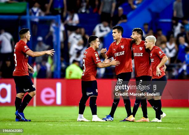 Players of Independiente celebrate after winning a match between Velez Sarsfield and Independiente as part of group A of Copa de la Liga Profesional...