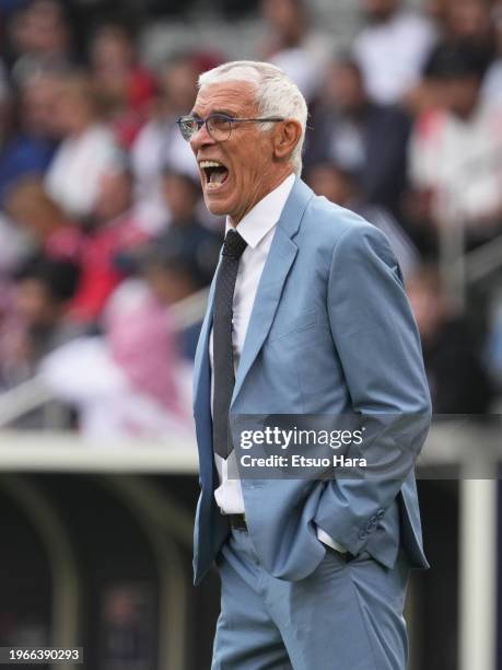 Syria head coach Hector Cuper shouts during the AFC Asian Cup Group B match between Syria and Australia at Jassim Bin Hamad Stadium on January 18,...