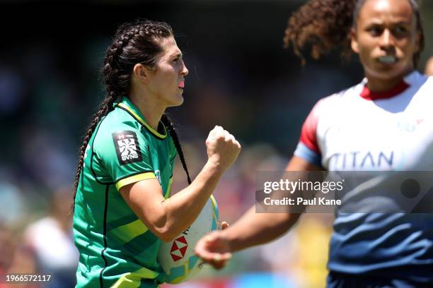 Amee Leigh Murphy Crowe of Ireland celebrates crossing for a try during the 2024 Perth SVNS women's Cup Semi Final match between Ireland and Great...