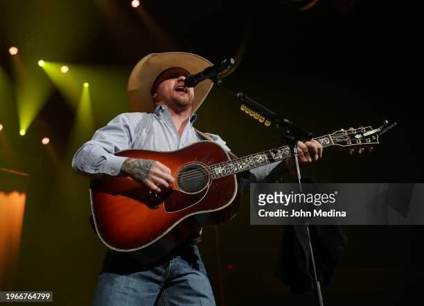 Cody Johnson performs at Desert Diamond Arena on January 27, 2024 in Glendale, Arizona.