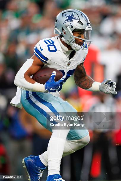 Tony Pollard of the Dallas Cowboys carries the ball on a run play during an NFL football game against the Philadelphia Eagles at Lincoln Financial...