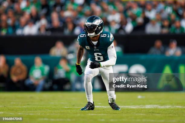 DeVonta Smith of the Philadelphia Eagles runs a route during an NFL football game against the Dallas Cowboys at Lincoln Financial Field on November...