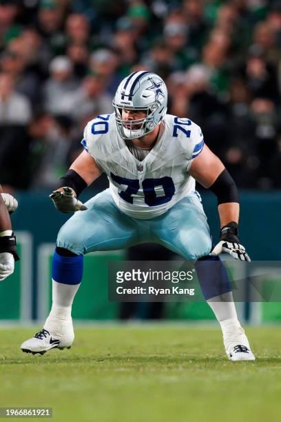 Zack Martin of the Dallas Cowboys blocks during an NFL football game against the Philadelphia Eagles at Lincoln Financial Field on November 5, 2023...