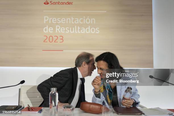 Hector Grisi, chief executive officer of Banco Santander SA, left, and Ana Botin, chairman of Banco Santander SA, during a full year earnings news...