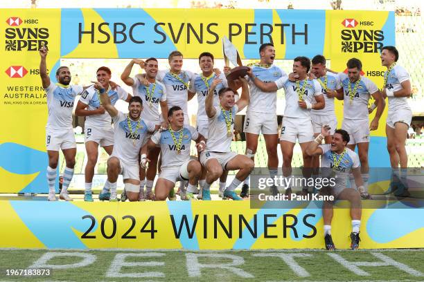 Argentina celebrate winning the 2024 Perth SVNS men's Cup Final match between Argentina and Australia at HBF Park on January 28, 2024 in Perth,...