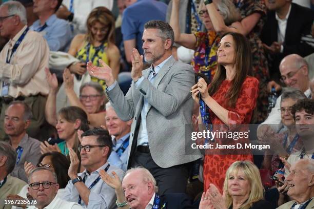 Eric Bana and wife Rebecca Gleeson react during the Men's Singles Final match between Jannik Sinner of Italy and Daniil Medvedev during the 2024...